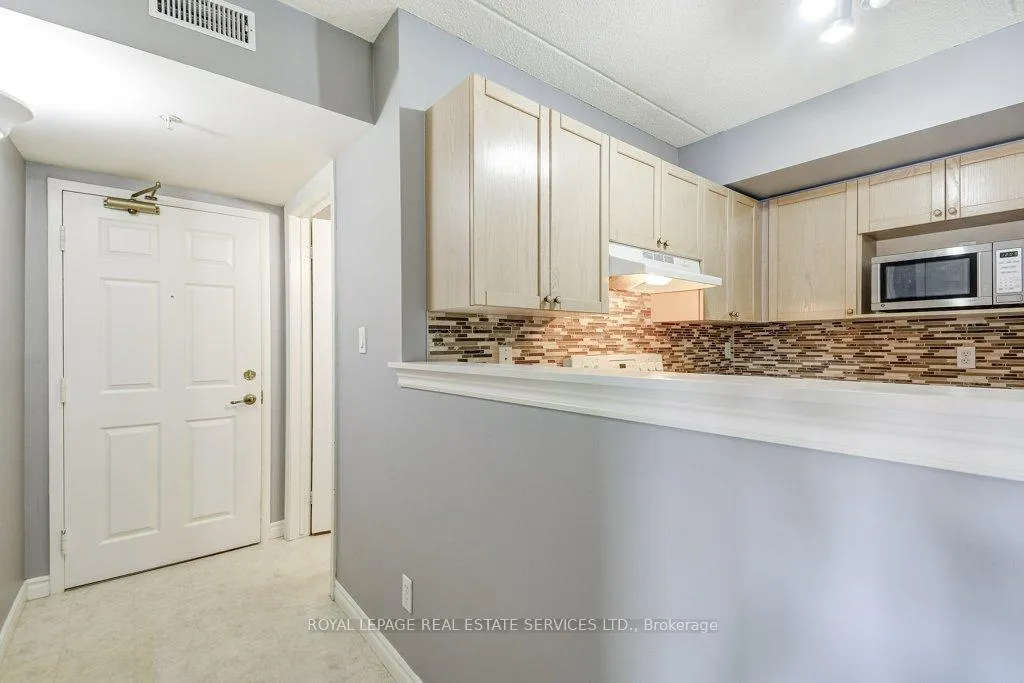 Photo 21 of Unit 210, 2065 Appleby Line, Burlington, Uptown — HOMEH