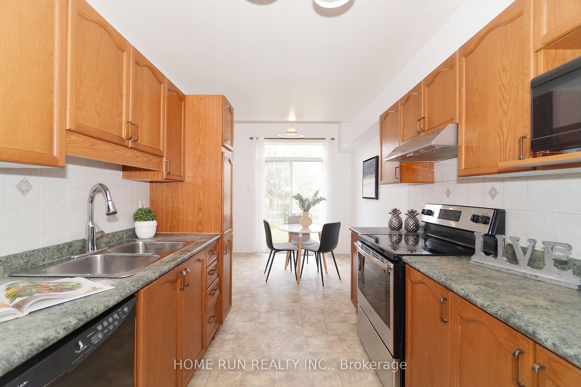 Photo 14 of 146 Lilibet Crescent, Ottawa, Ellwood — HOMEH