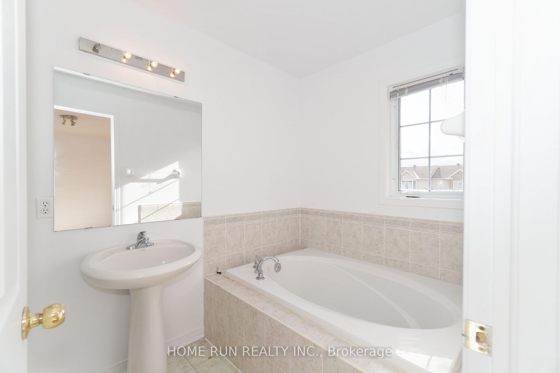 Photo 21 of 146 Lilibet Crescent, Ottawa, Ellwood — HOMEH