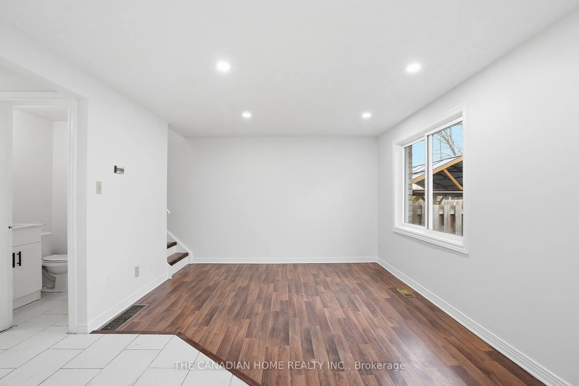 Photo 15 of 61 Freeman Crescent, Norfolk, Simcoe — HOMEH