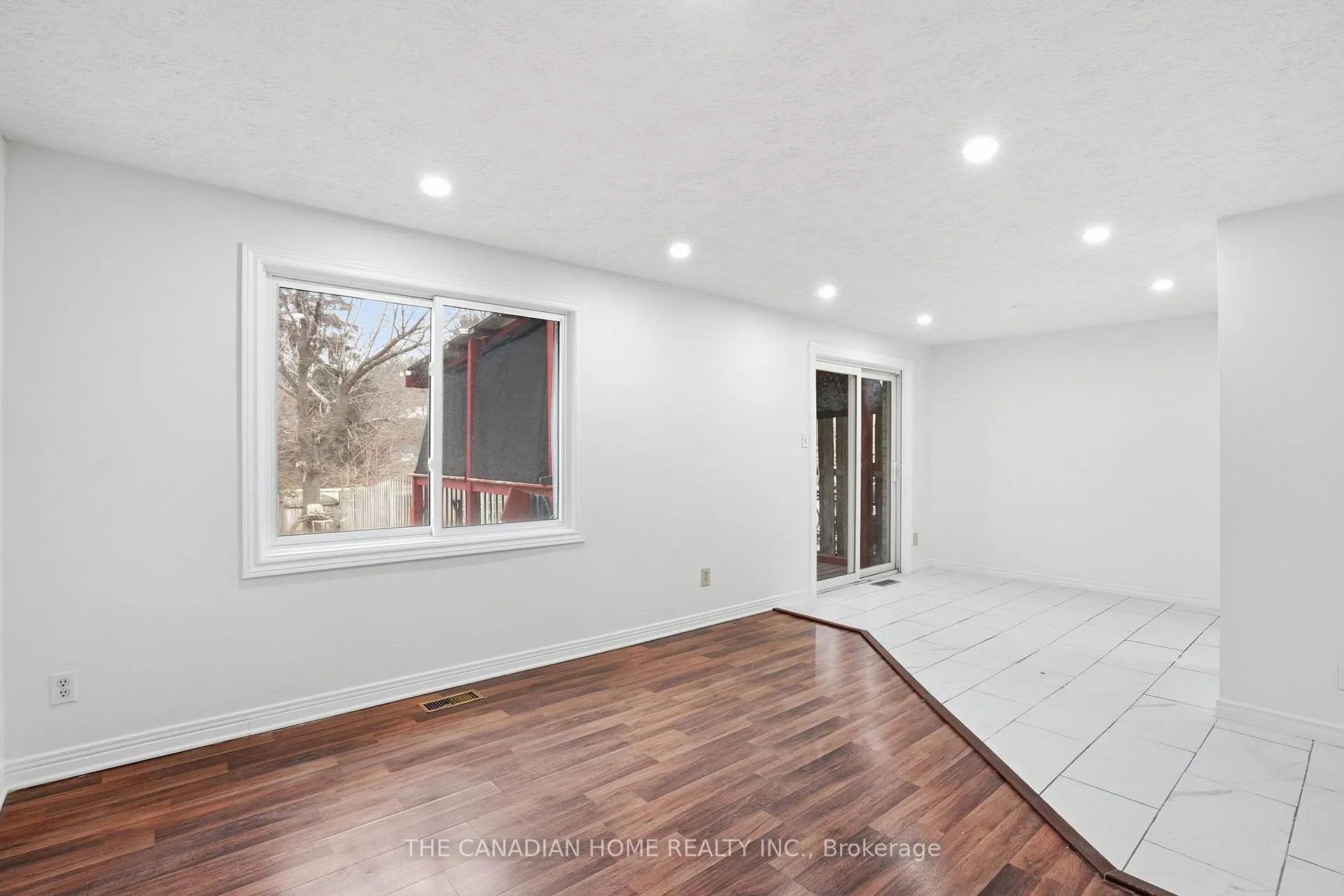 Photo 17 of 61 Freeman Crescent, Norfolk, Simcoe — HOMEH