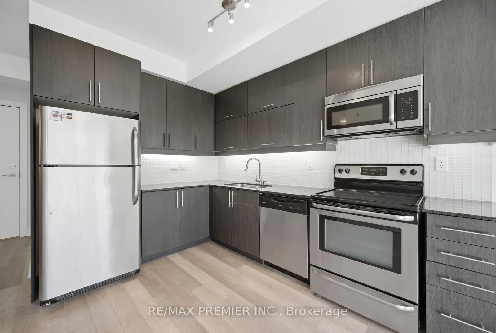Photo 10 of Unit PH29, 28 Prince Regent Street, Markham, Cathedraltown — HOMEH