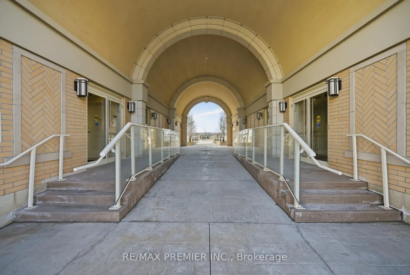 Photo 31 of Unit PH29, 28 Prince Regent Street, Markham, Cathedraltown — HOMEH
