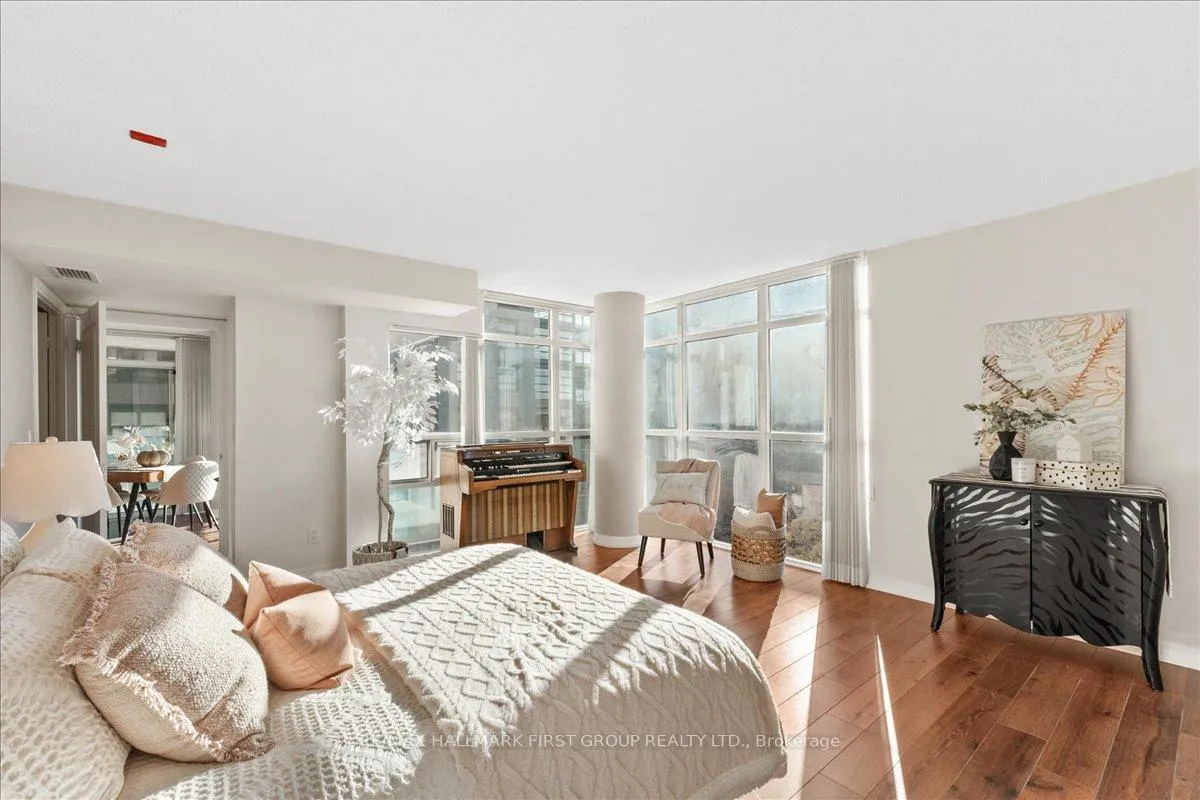 Photo 13 of Unit 303, 1600 Charles Street, Whitby, Port Whitby — HOMEH