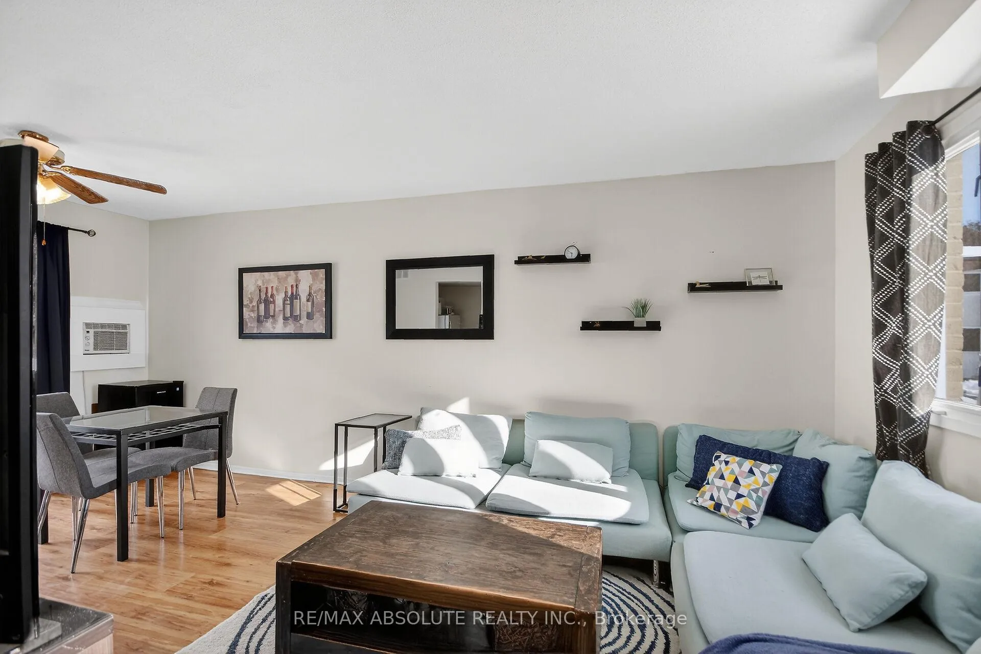 Photo 11 of Unit 12, 68 King Street, Ottawa, Richmond — HOMEH