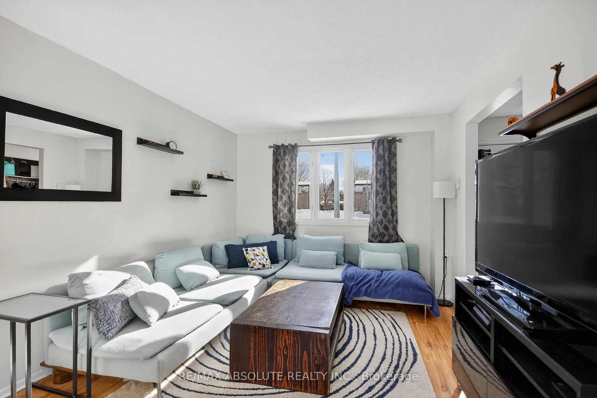 Photo 12 of Unit 12, 68 King Street, Ottawa, Richmond — HOMEH