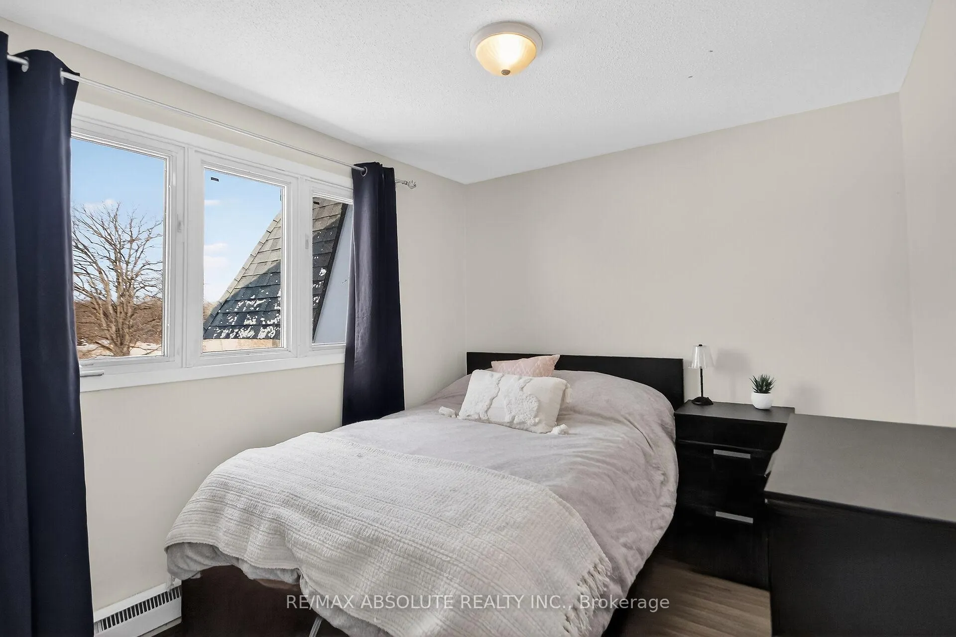 Photo 27 of Unit 12, 68 King Street, Ottawa, Richmond — HOMEH