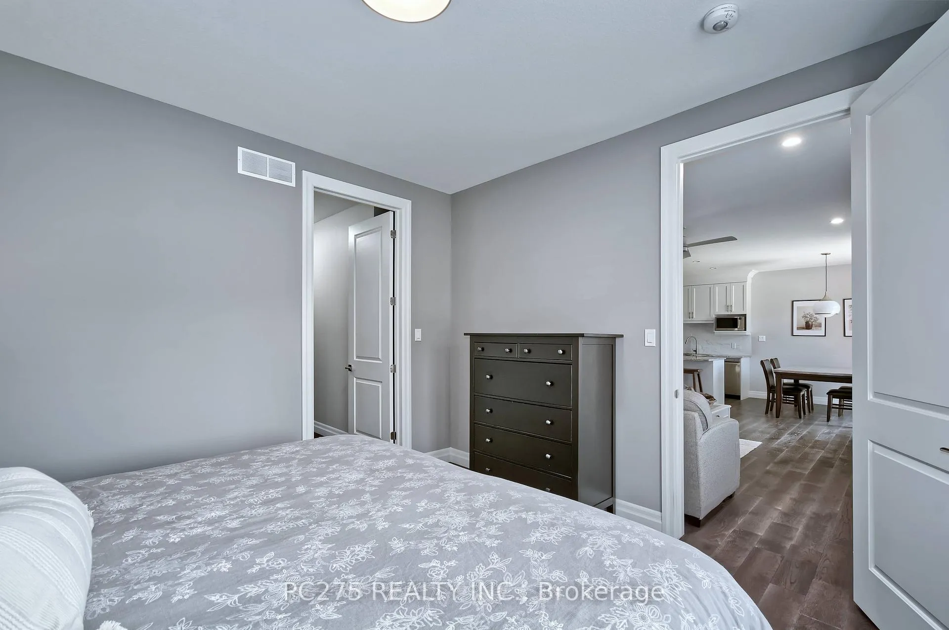 Photo 16 of 2539 Bond Street, Strathroy-Caradoc, Mount Brydges — HOMEH