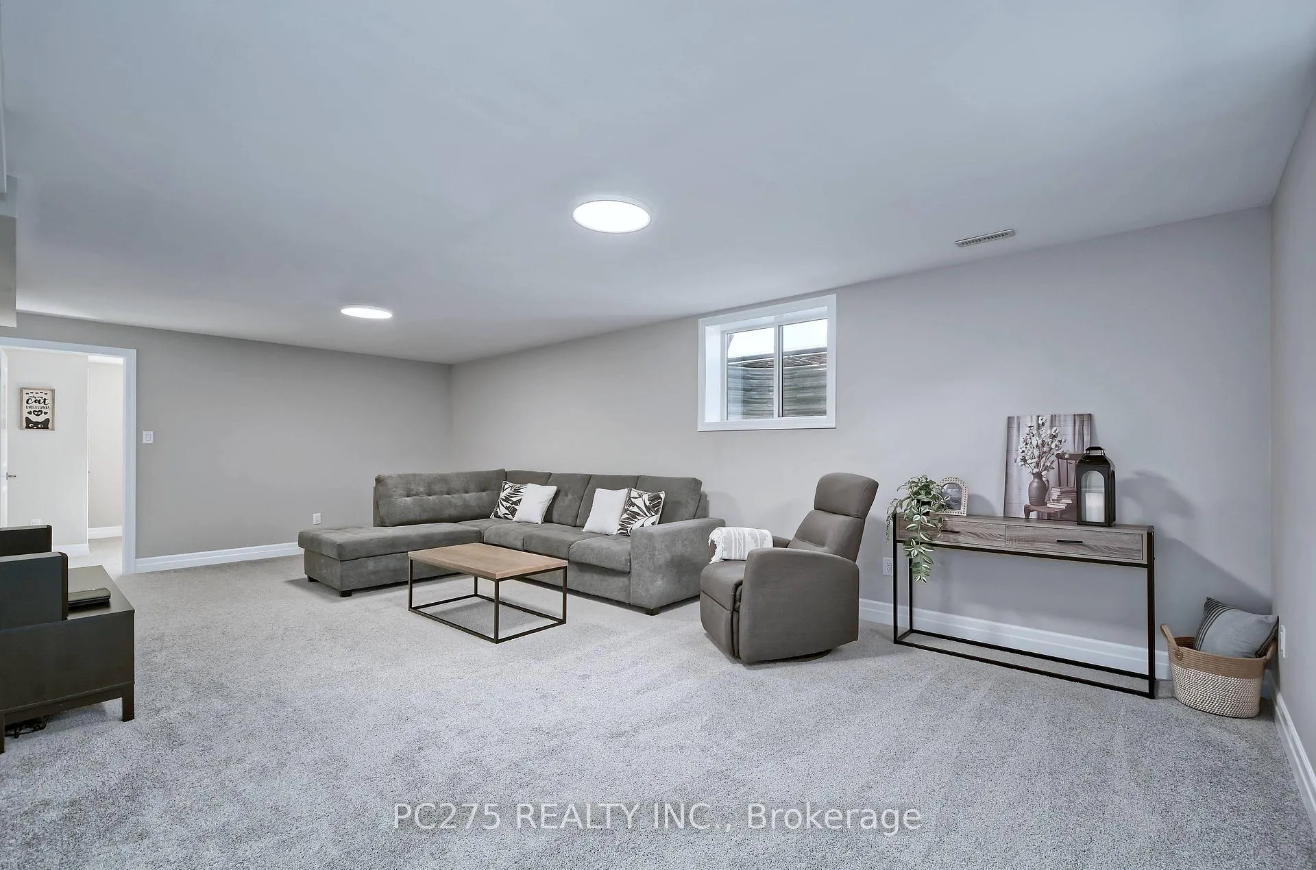 Photo 20 of 2539 Bond Street, Strathroy-Caradoc, Mount Brydges — HOMEH