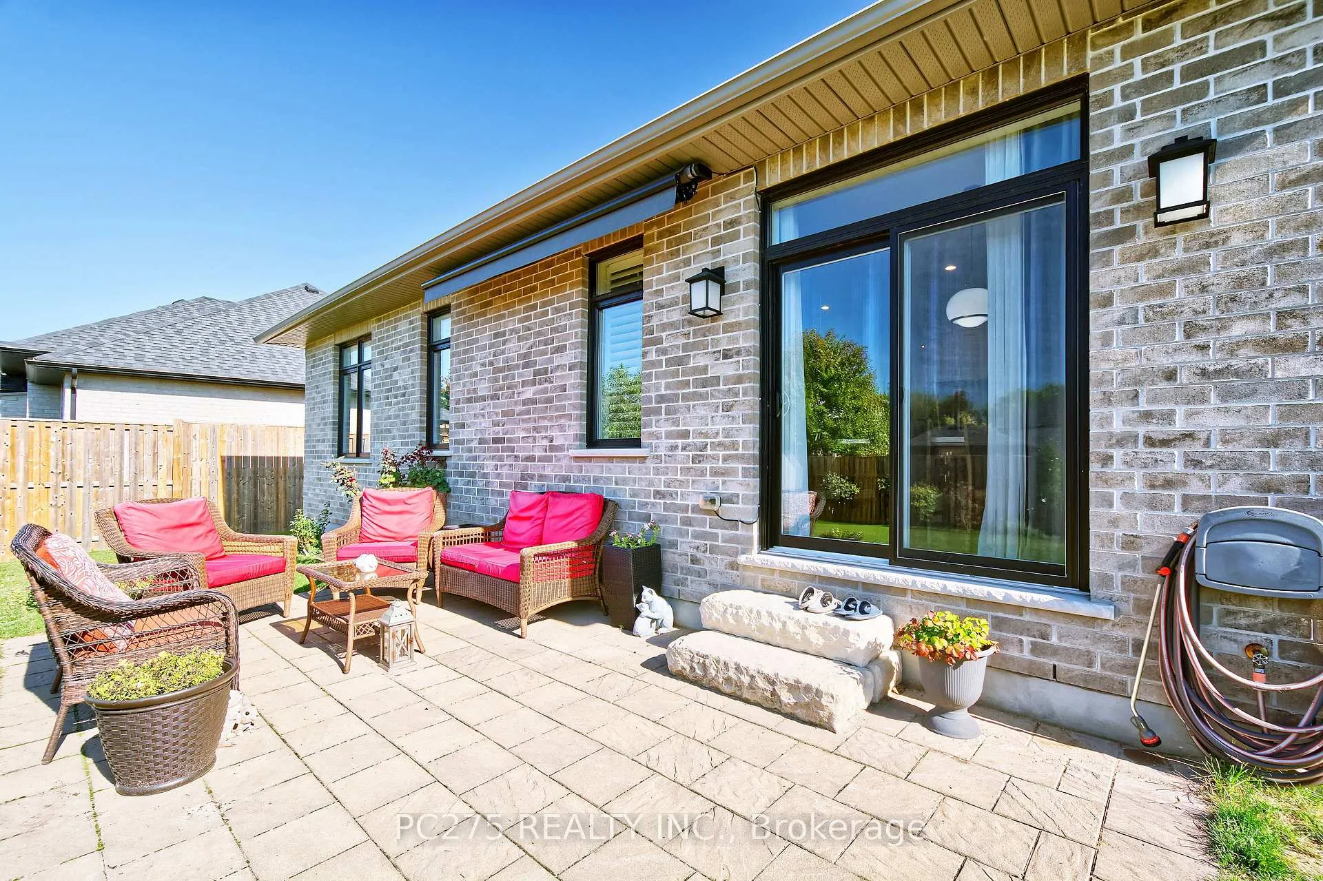 Photo 31 of 2539 Bond Street, Strathroy-Caradoc, Mount Brydges — HOMEH