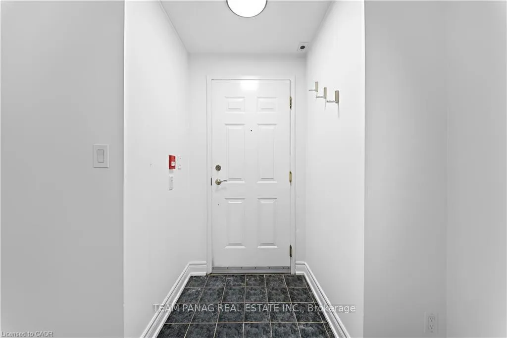 Photo 3 of Unit 132, 28 Stadium Road, Toronto, Niagara — HOMEH