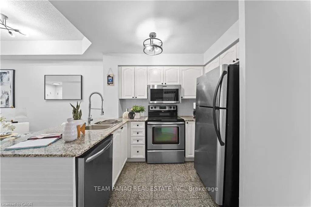 Photo 9 of Unit 132, 28 Stadium Road, Toronto, Niagara — HOMEH