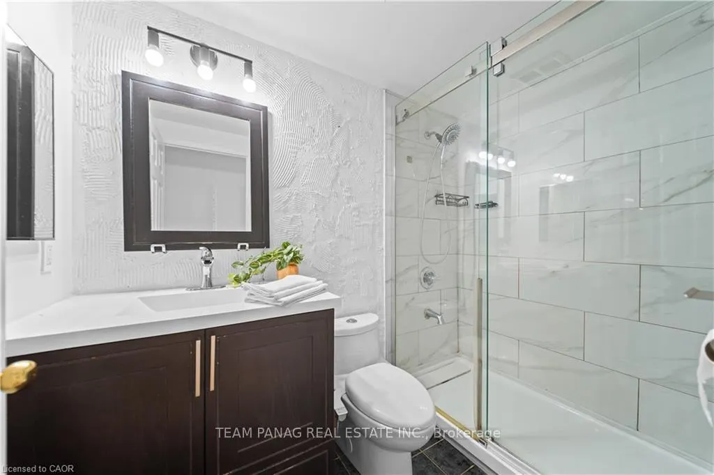 Photo 15 of Unit 132, 28 Stadium Road, Toronto, Niagara — HOMEH