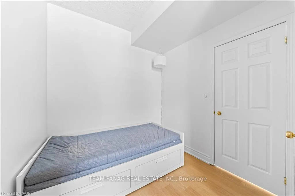 Photo 16 of Unit 132, 28 Stadium Road, Toronto, Niagara — HOMEH