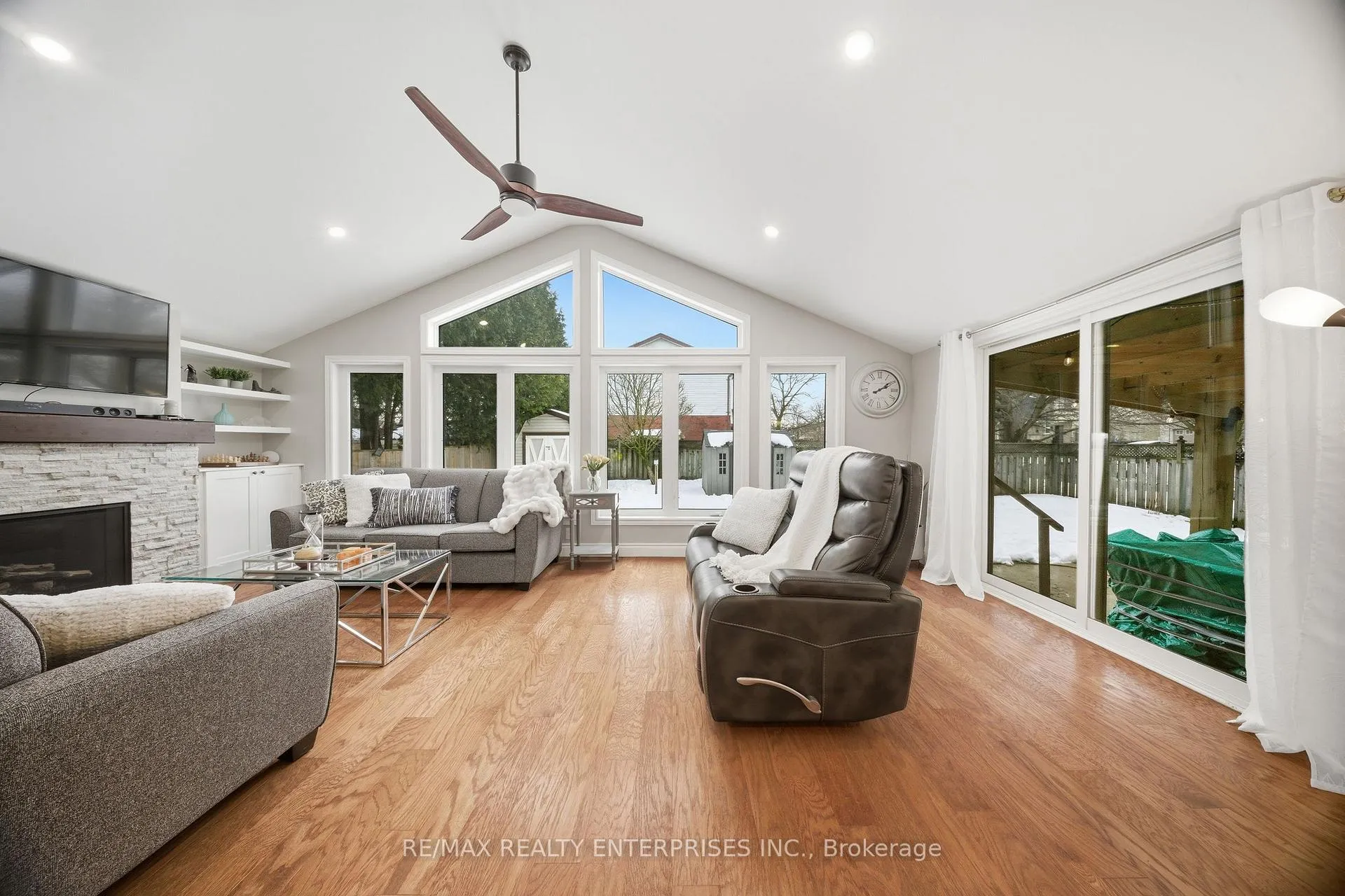 Photo 4 of 328 Burnett Avenue, Cambridge — HOMEH