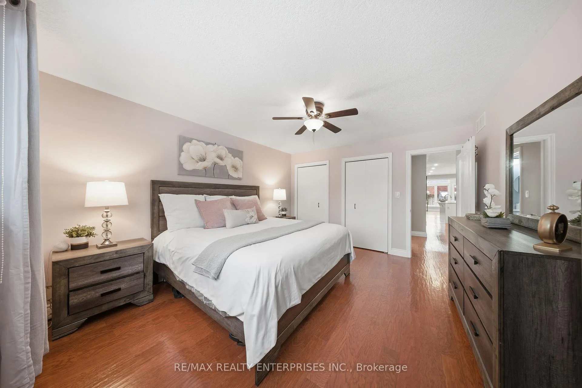 Photo 18 of 328 Burnett Avenue, Cambridge — HOMEH