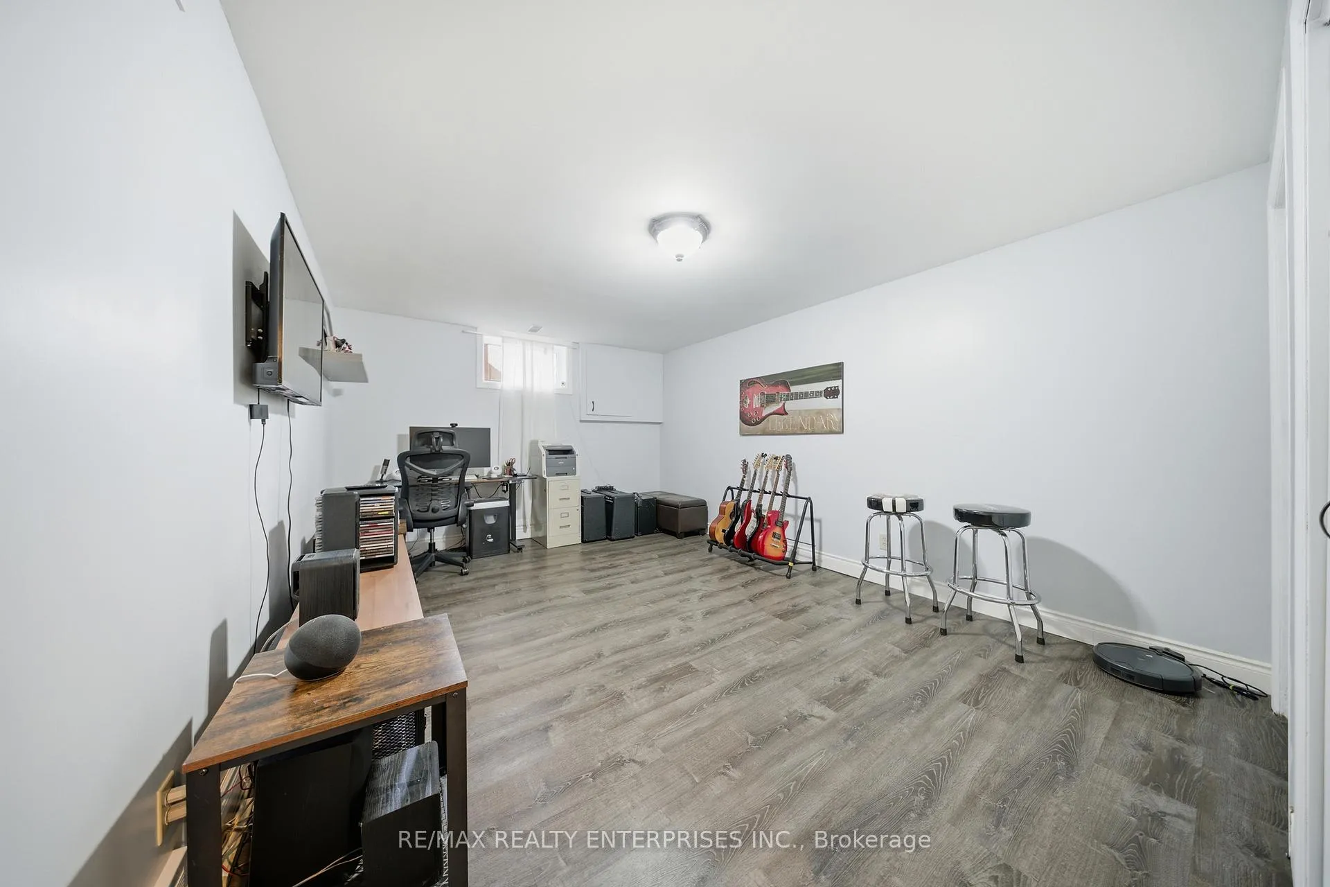 Photo 22 of 328 Burnett Avenue, Cambridge — HOMEH