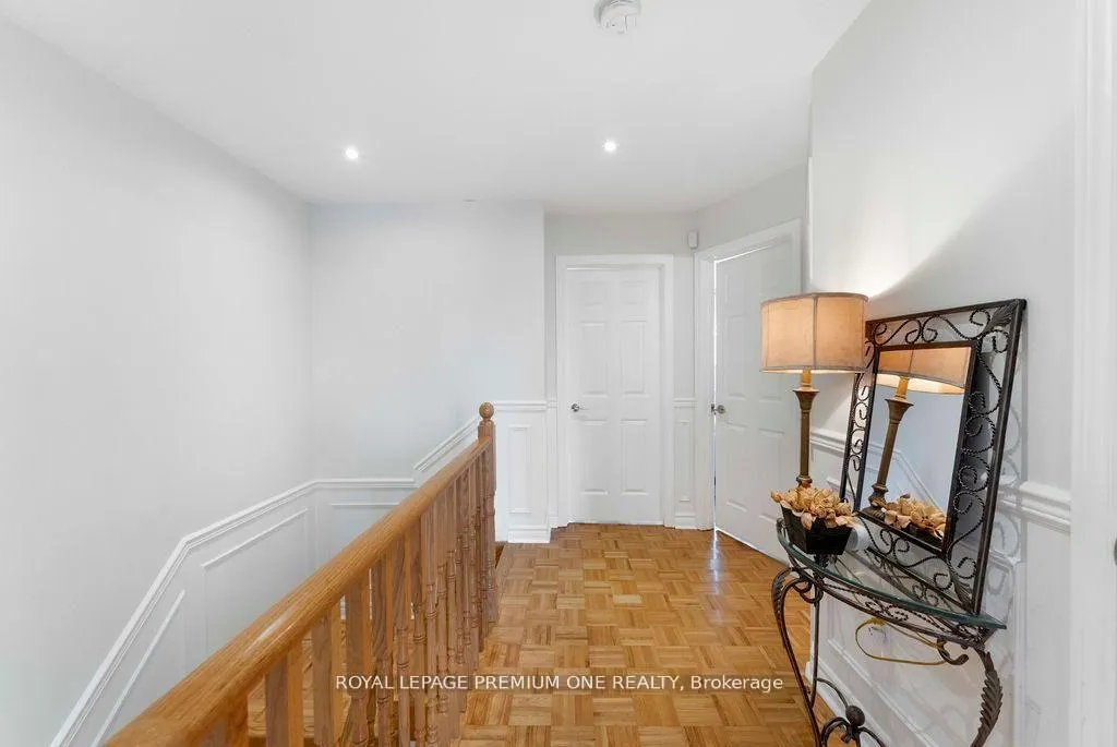 Photo 29 of 99 Senator Way, Caledon, Bolton North — HOMEH