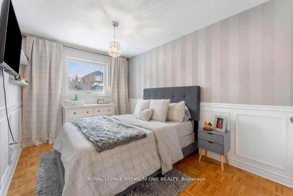 Photo 34 of 99 Senator Way, Caledon, Bolton North — HOMEH