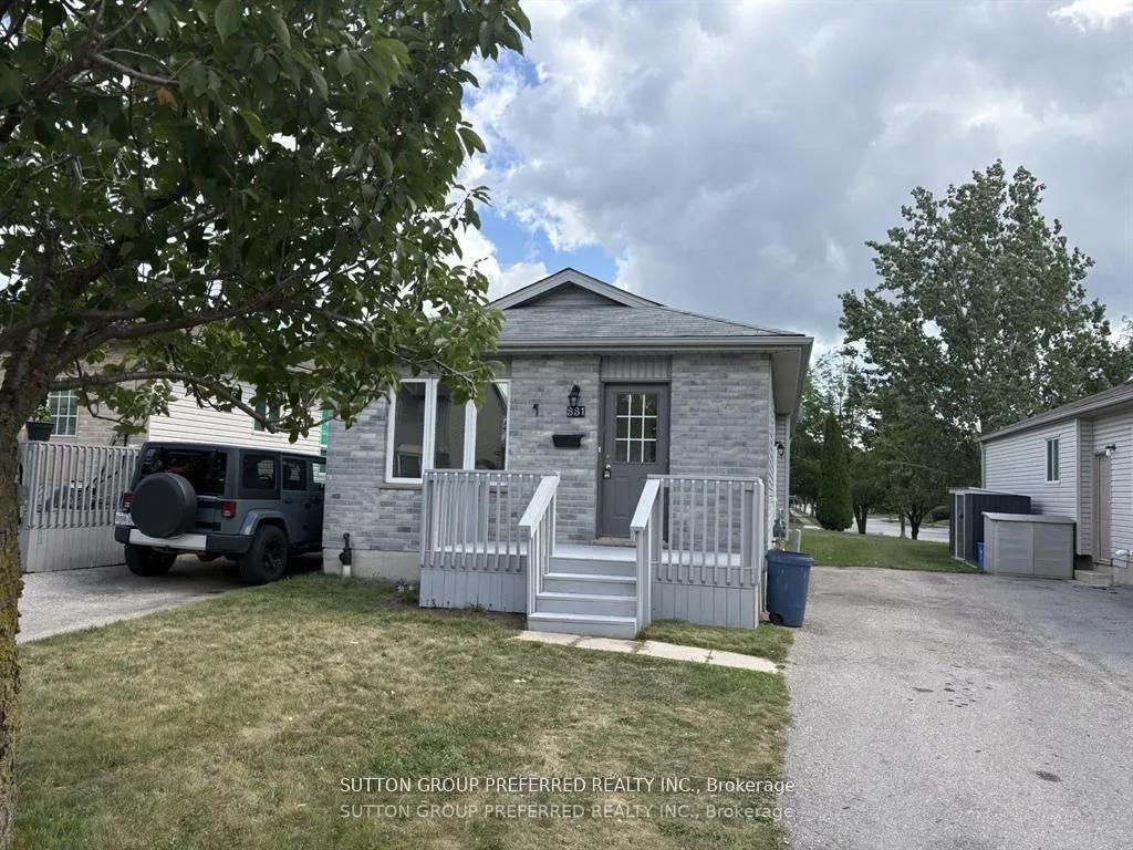Front of 331 Simpson Crescent