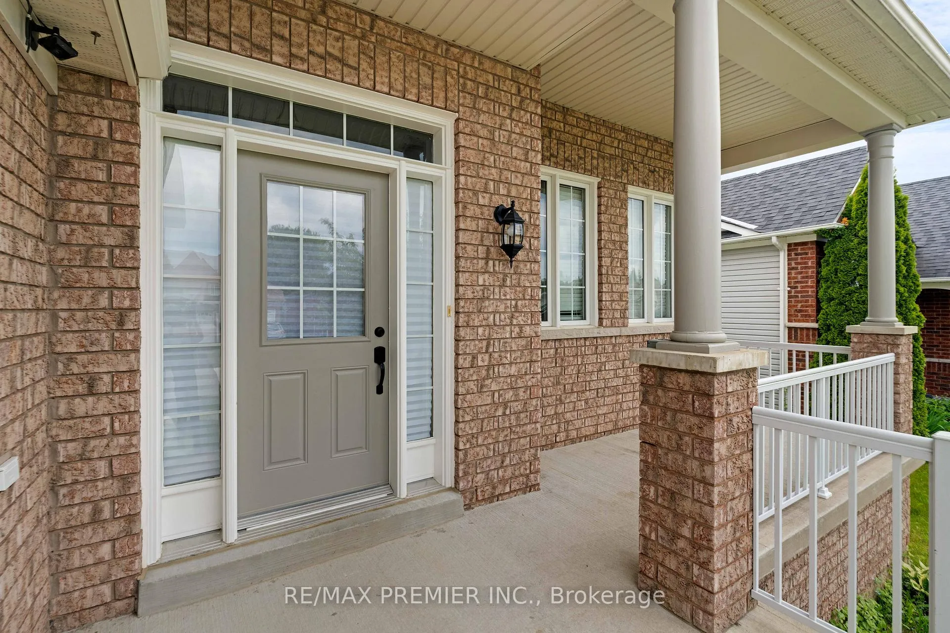 Photo 3 of 67 Meadowlark Boulevard, Wasaga Beach — HOMEH