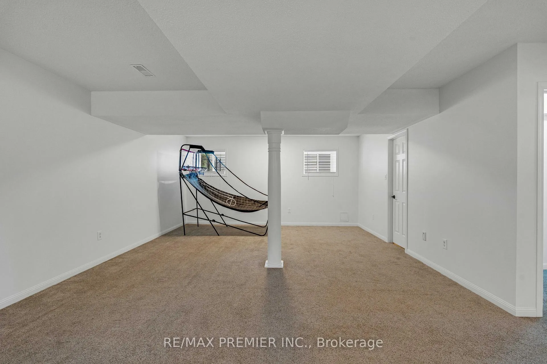 Photo 24 of 67 Meadowlark Boulevard, Wasaga Beach — HOMEH