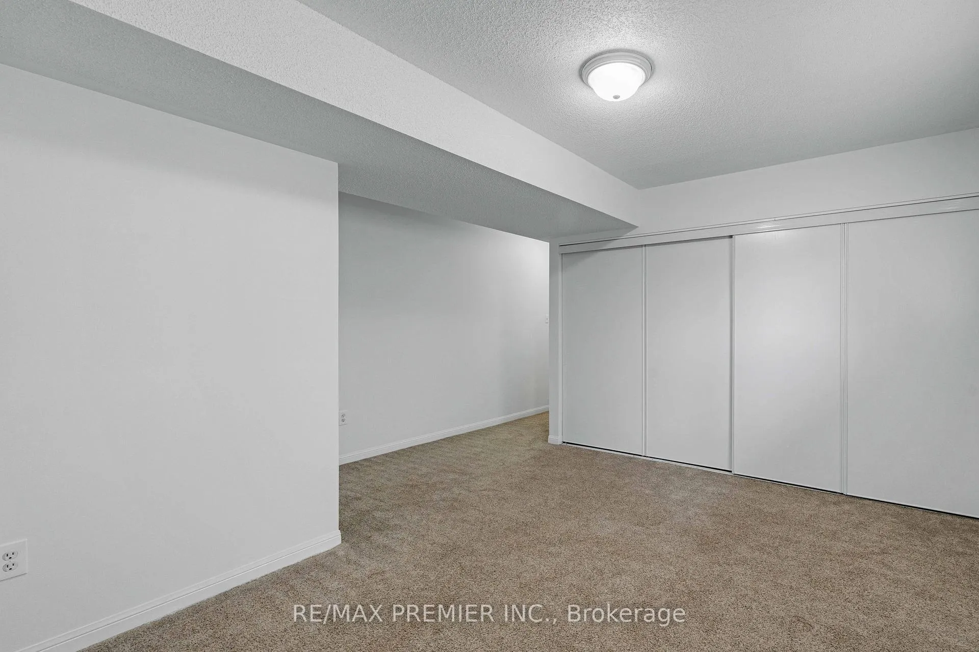 Photo 27 of 67 Meadowlark Boulevard, Wasaga Beach — HOMEH