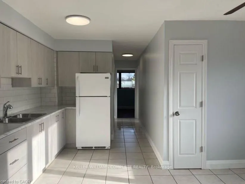 Photo 4 of Unit 3, 367 Wilson Street E, Hamilton, Ancaster — HOMEH