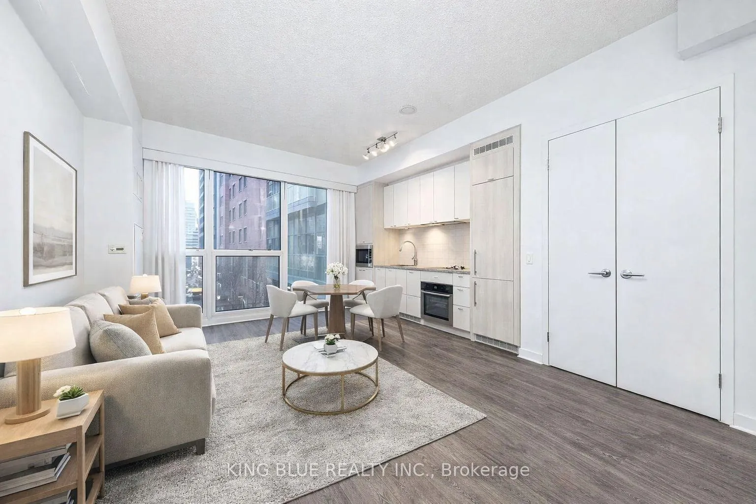 Photo 2 of Unit 625, 115 Blue Jays Way, Toronto, Waterfront Communities — HOMEH