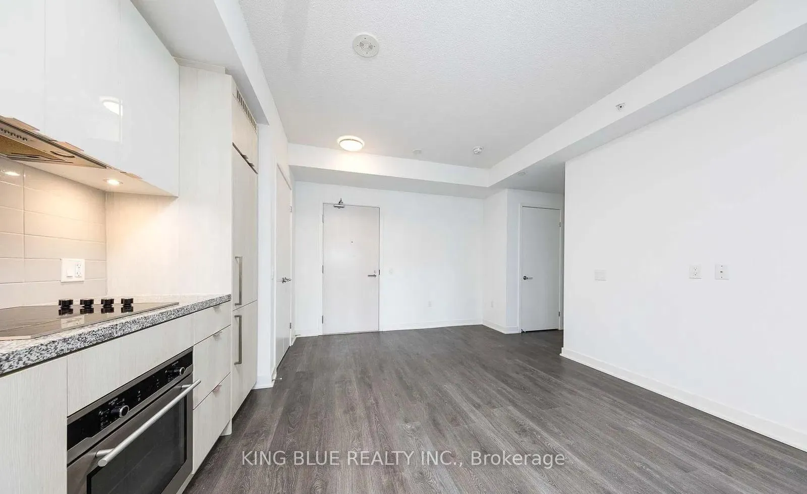 Photo 7 of Unit 625, 115 Blue Jays Way, Toronto, Waterfront Communities — HOMEH