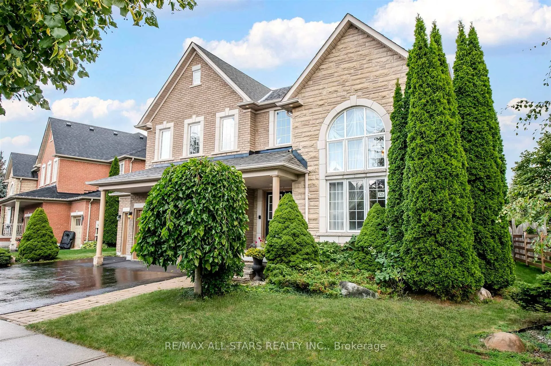 Photo 7 of 125 Second Avenue, Uxbridge — HOMEH