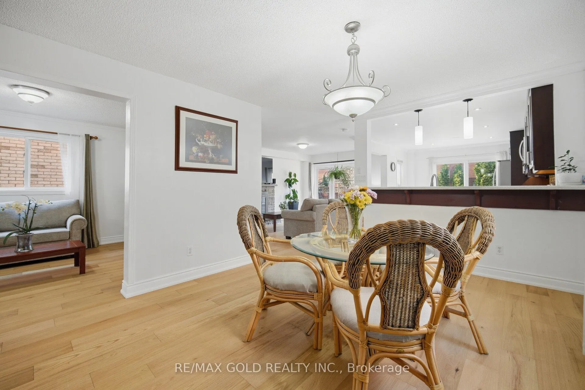 Photo 9 of 66 Cheviot Crescent, Brampton, Heart Lake East — HOMEH