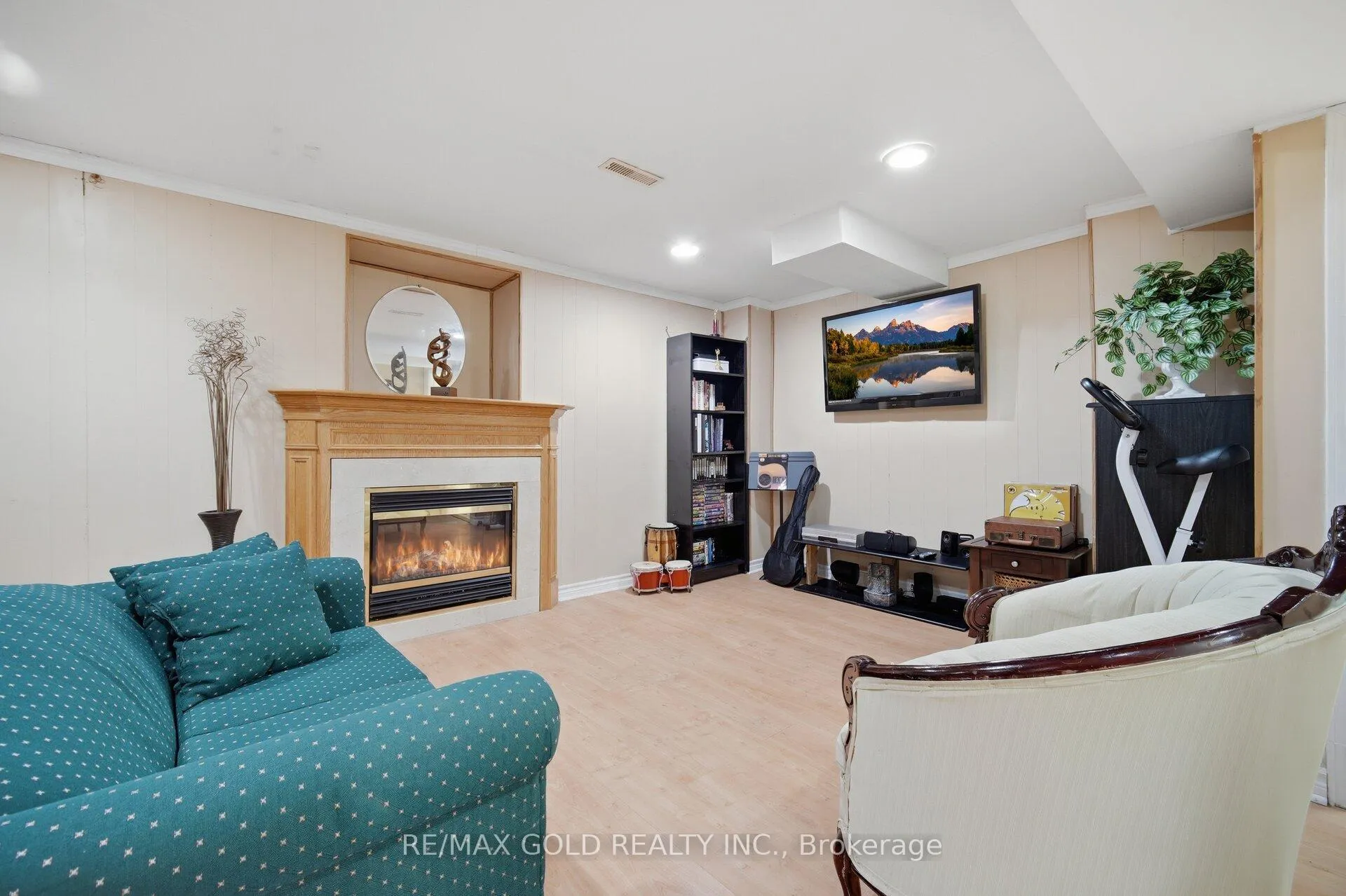 Photo 43 of 66 Cheviot Crescent, Brampton, Heart Lake East — HOMEH