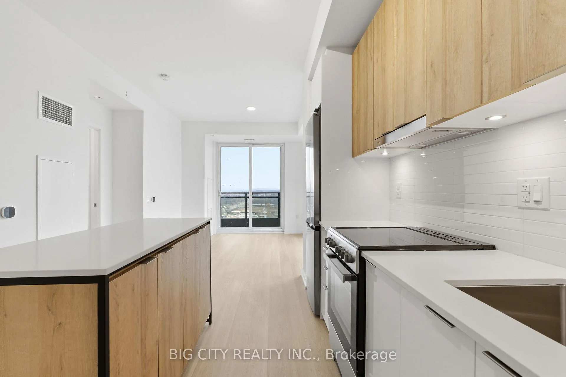 Photo 6 of Unit 2003, 9751 Markham Road, Markham, Greensborough — HOMEH