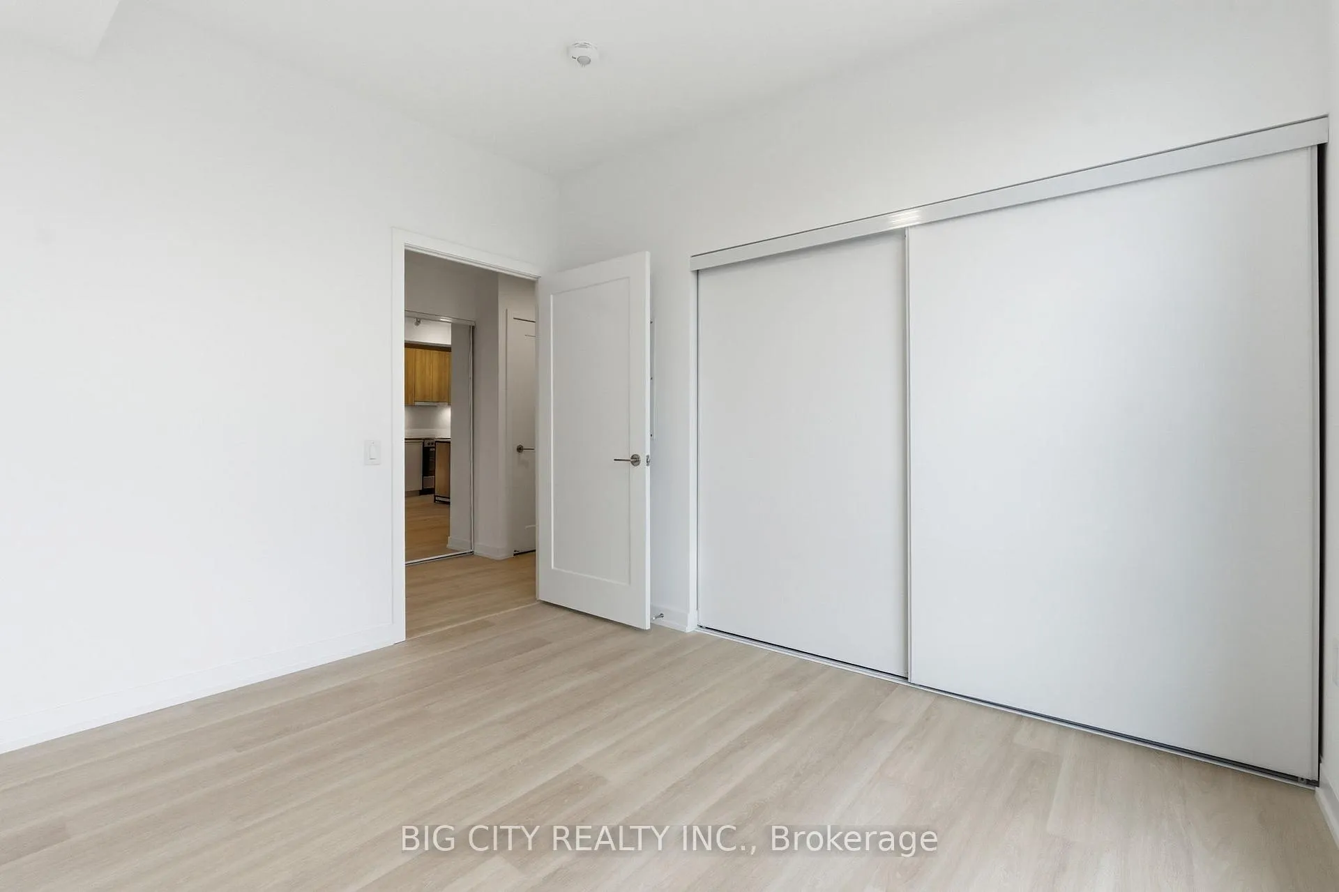 Photo 21 of Unit 2003, 9751 Markham Road, Markham, Greensborough — HOMEH