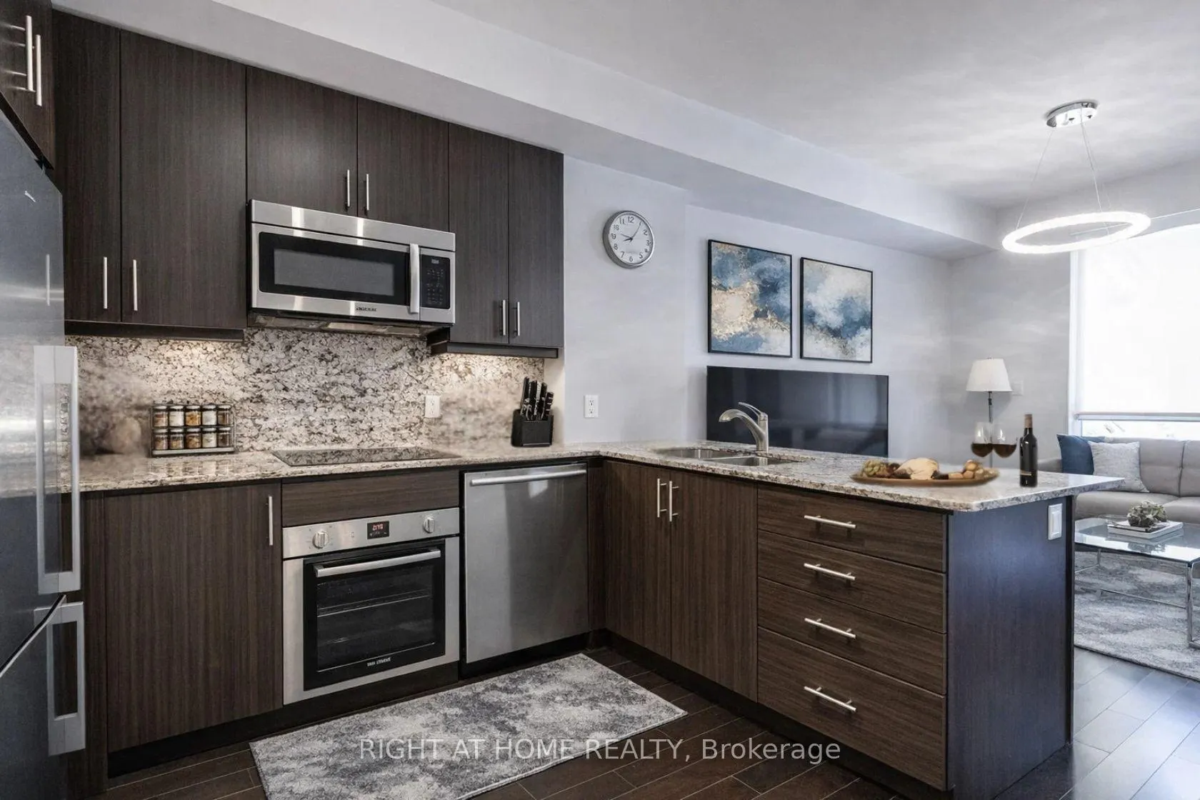Photo 7 of Unit 301, 1 The Esplanade, Toronto, Waterfront Communities — HOMEH