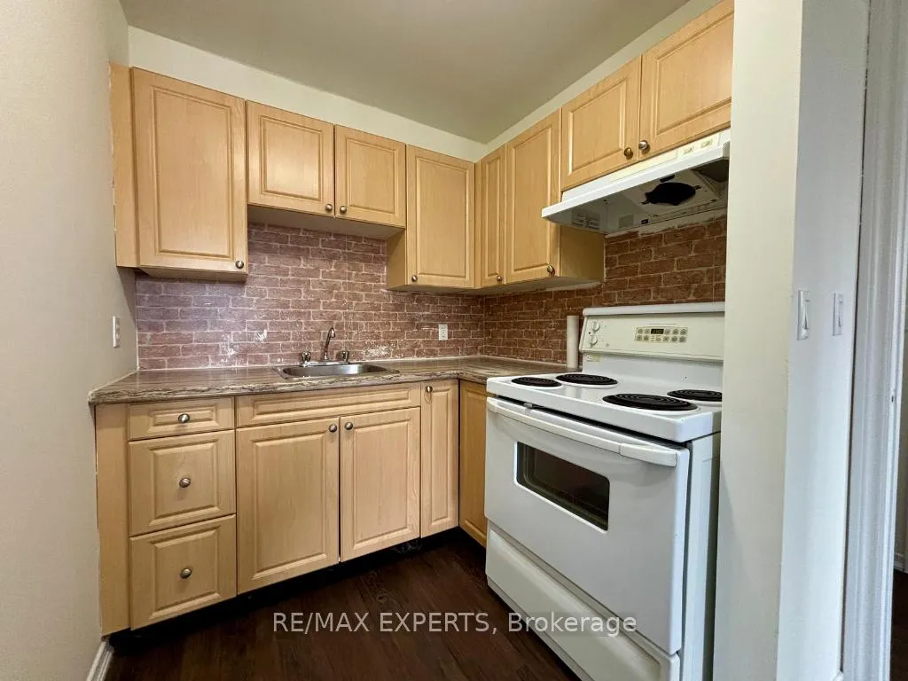 Photo 1 of Unit 2, 5 Ferndale Drive N, Barrie, 400 North — HOMEH
