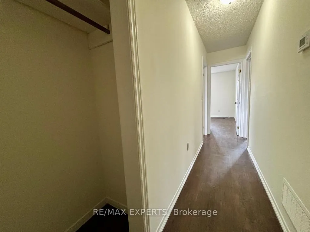 Photo 6 of Unit 2, 5 Ferndale Drive N, Barrie, 400 North — HOMEH