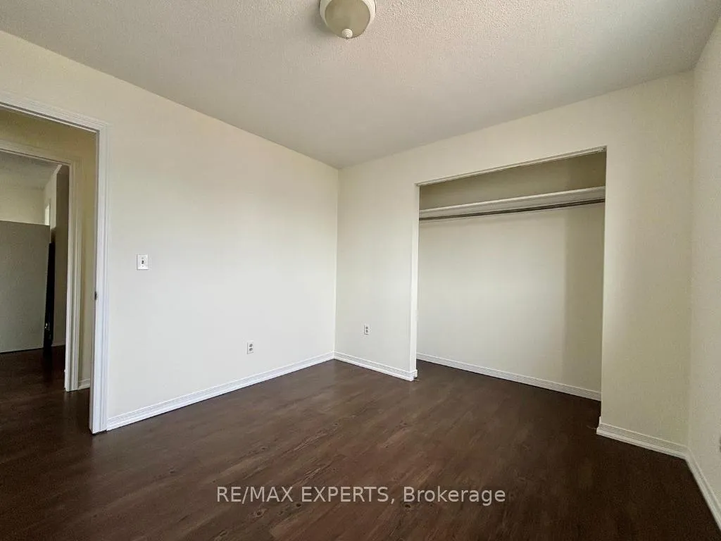 Photo 9 of Unit 2, 5 Ferndale Drive N, Barrie, 400 North — HOMEH