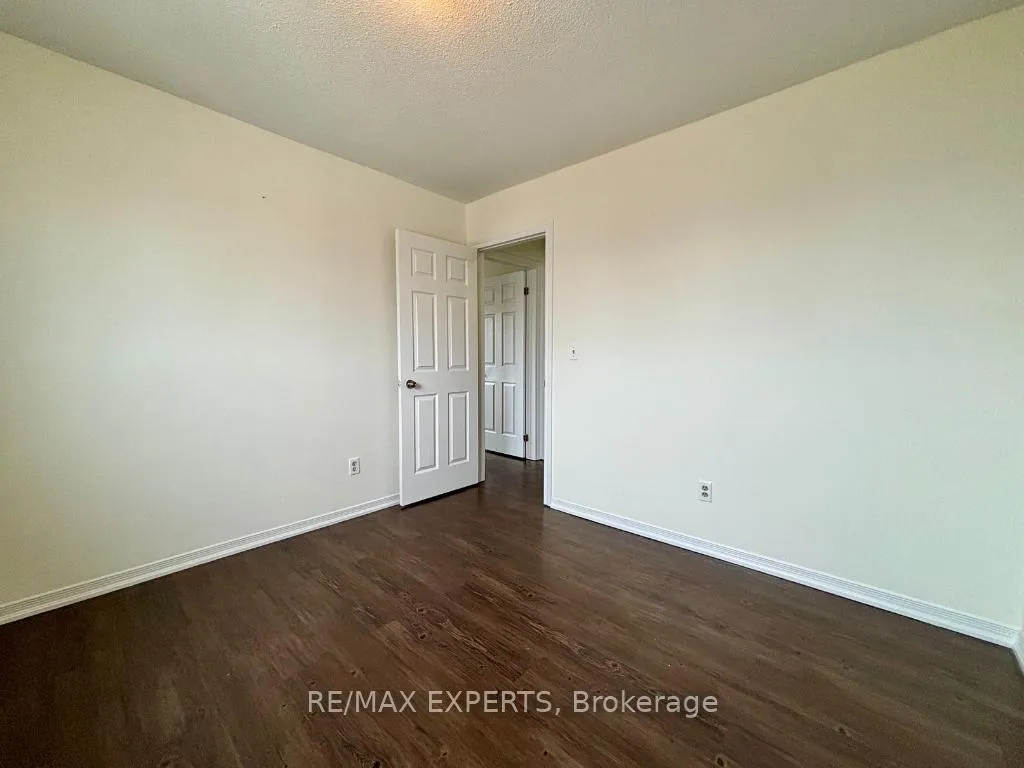 Photo 10 of Unit 2, 5 Ferndale Drive N, Barrie, 400 North — HOMEH