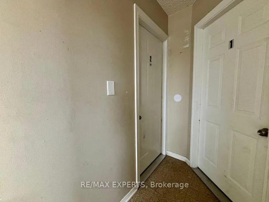 Photo 23 of Unit 2, 5 Ferndale Drive N, Barrie, 400 North — HOMEH