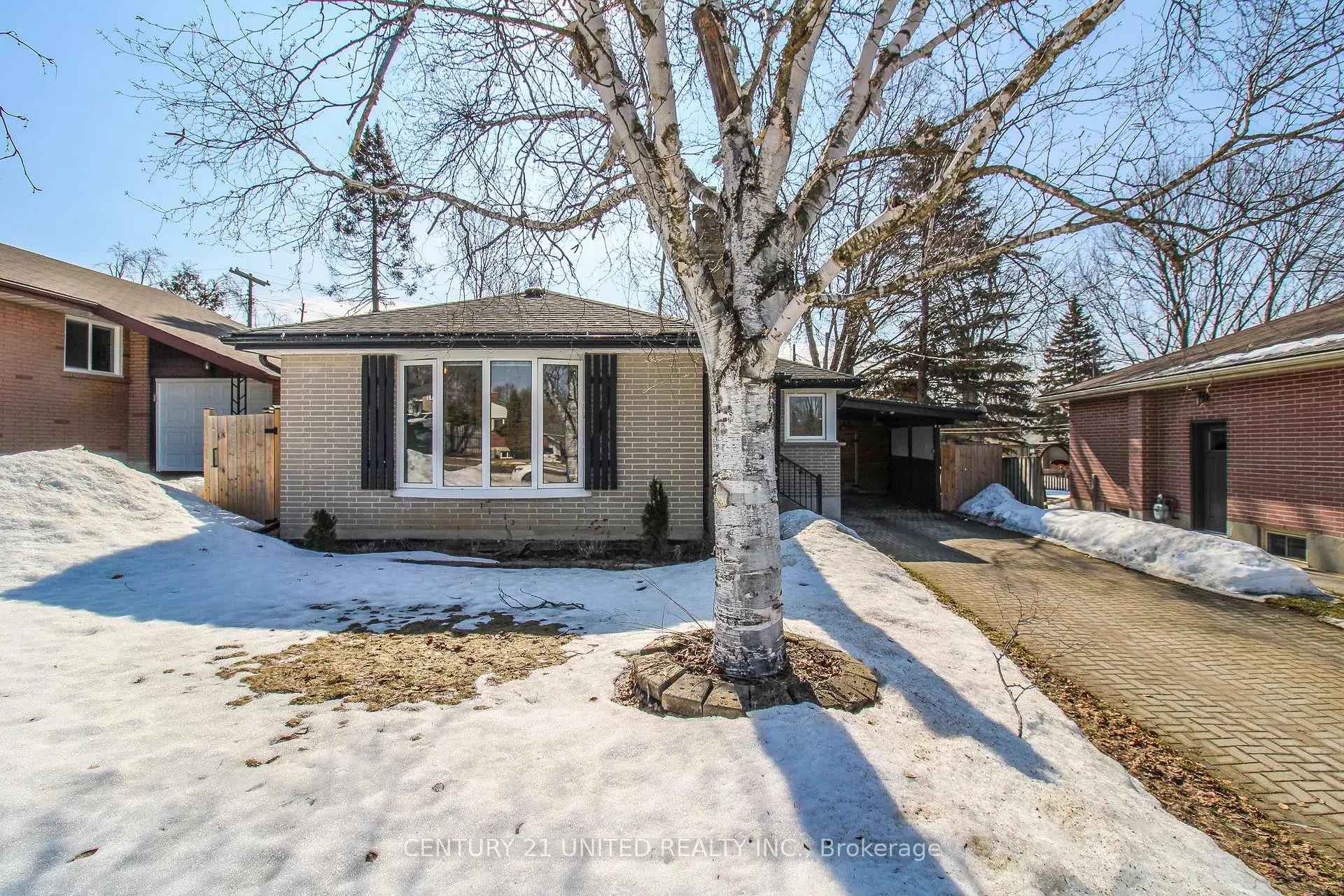 Photo 3 of 953 Oriole Drive, Peterborough, Northcrest Ward 5 — HOMEH