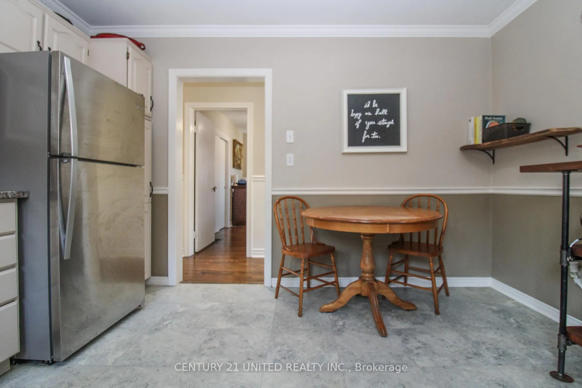 Photo 20 of 953 Oriole Drive, Peterborough, Northcrest Ward 5 — HOMEH