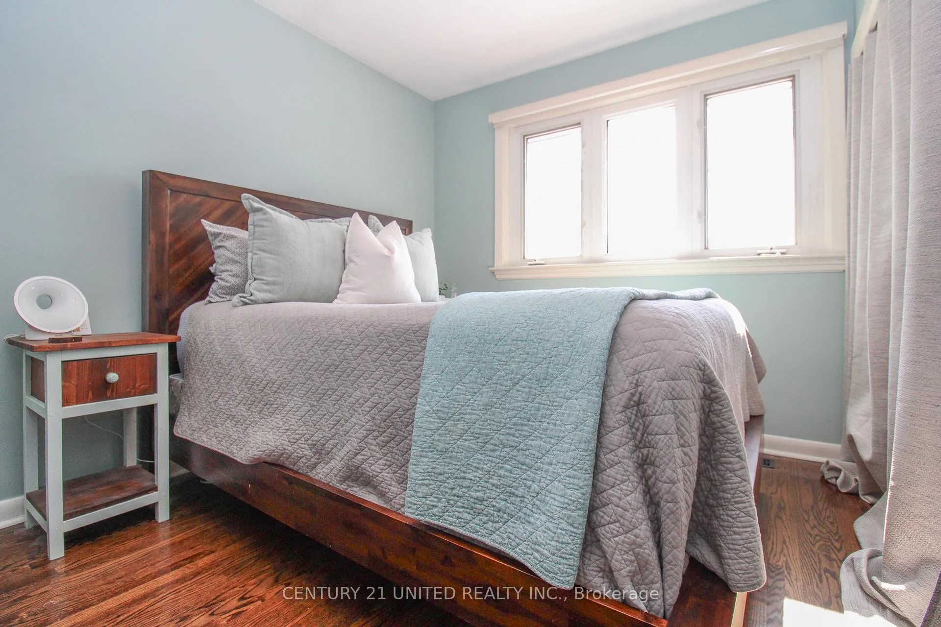 Photo 24 of 953 Oriole Drive, Peterborough, Northcrest Ward 5 — HOMEH
