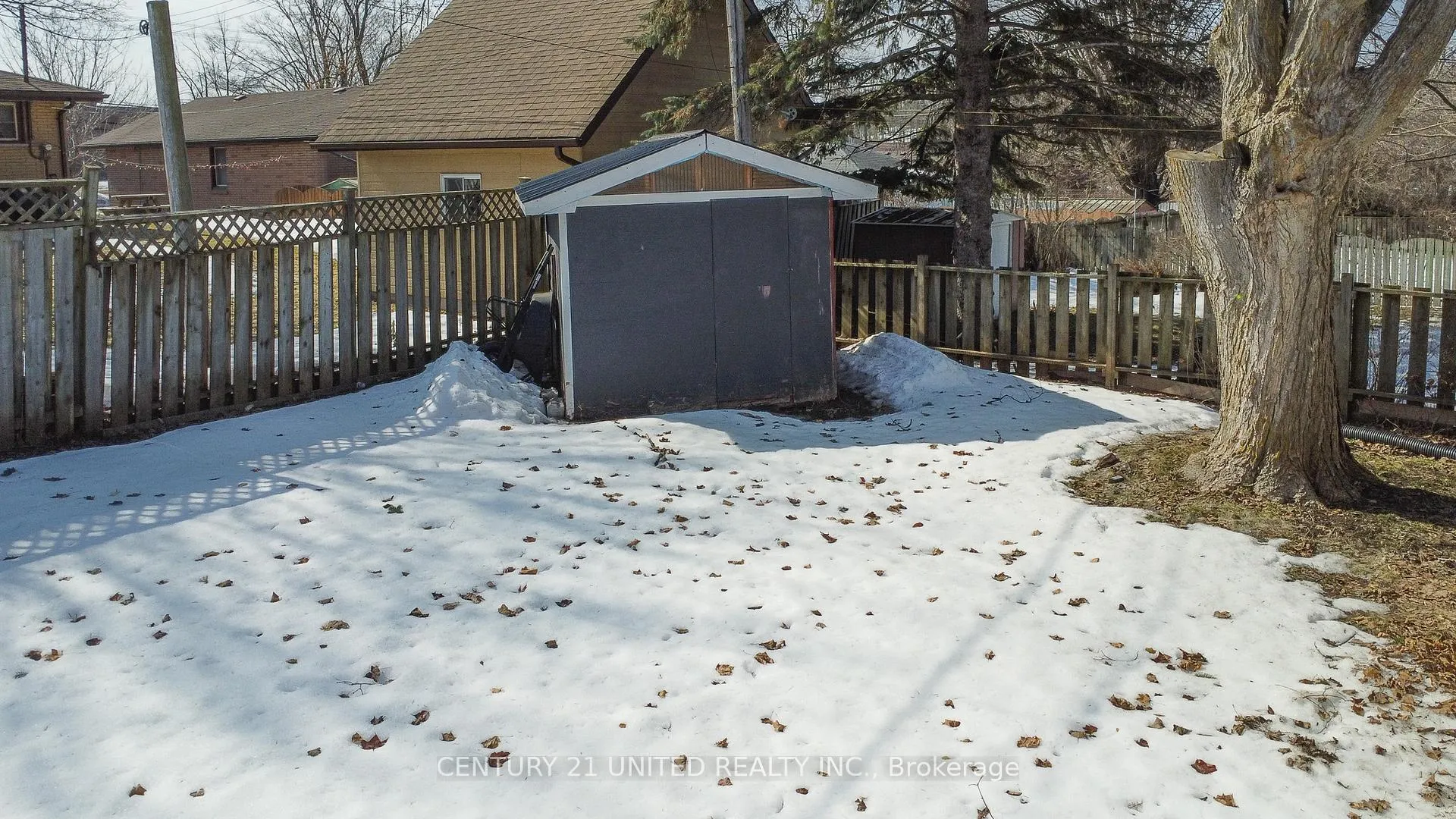 Photo 48 of 953 Oriole Drive, Peterborough, Northcrest Ward 5 — HOMEH