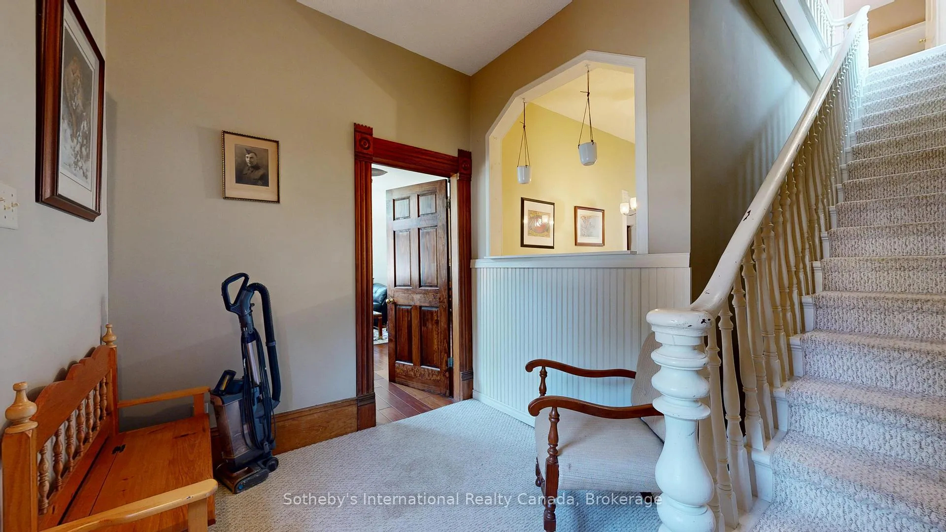 Photo 17 of 103 Bruce Street S, Blue Mountains — HOMEH