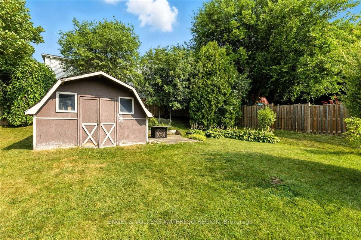 Photo 13 of 71 Bradbury Crescent, Cambridge, Greenway-Chaplin — HOMEH
