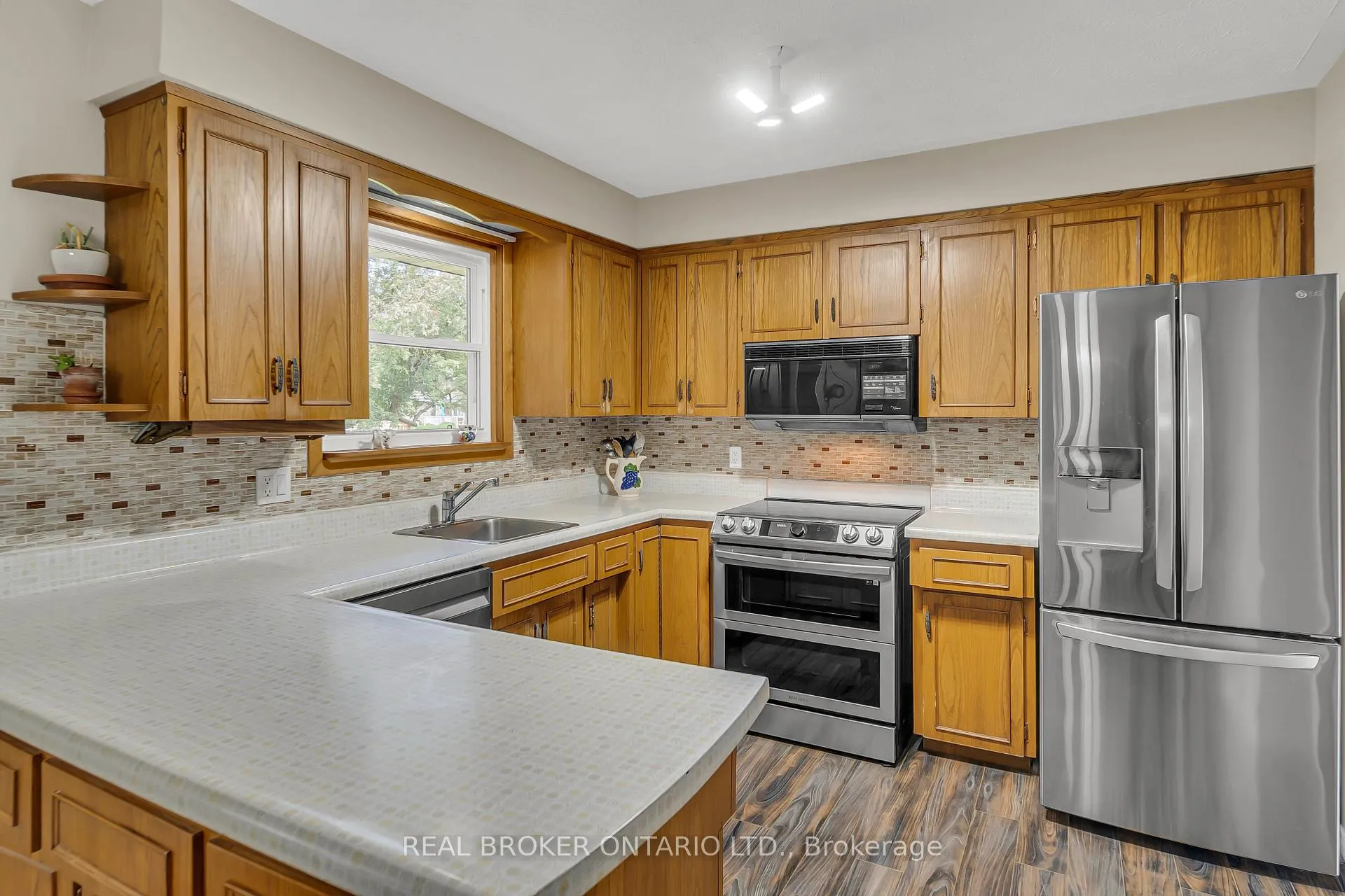 Photo 15 of 490 Saddler Street E, West Grey — HOMEH
