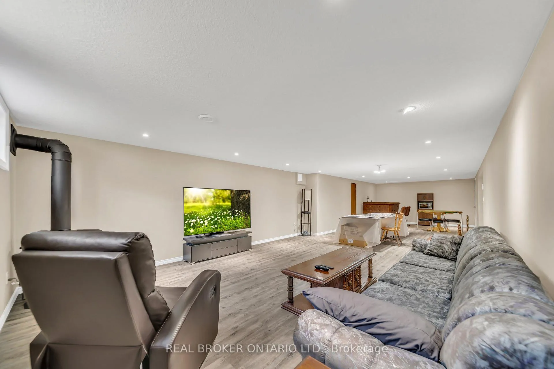 Photo 36 of 490 Saddler Street E, West Grey — HOMEH