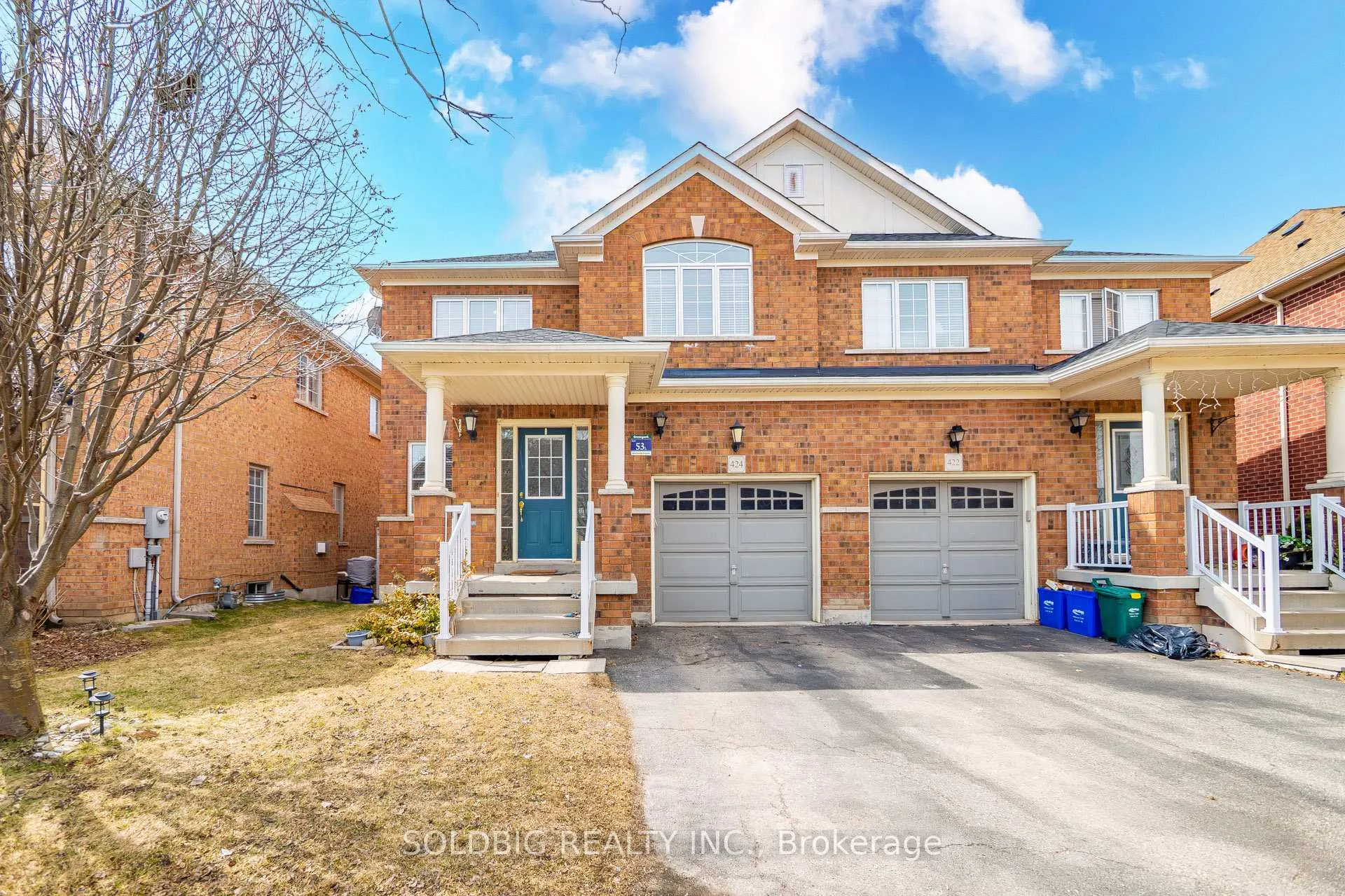 Front of 424 Chandler Crescent
